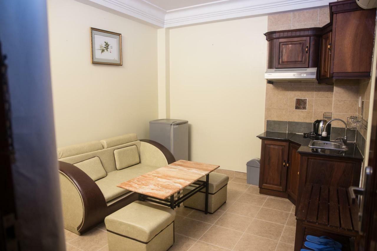 Caroline Hotel Хошимин Экстерьер фото