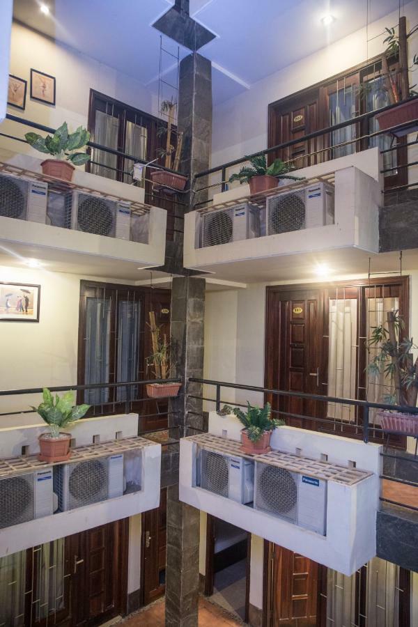 Caroline Hotel Хошимин Экстерьер фото